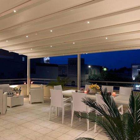 Roomy Apartment With Terrace & Parking Lecce Exterior photo