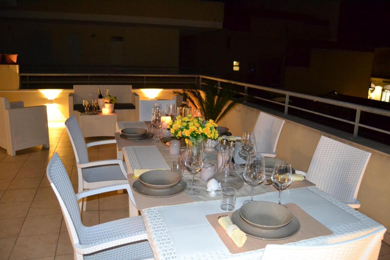Roomy Apartment With Terrace & Parking Lecce Exterior photo